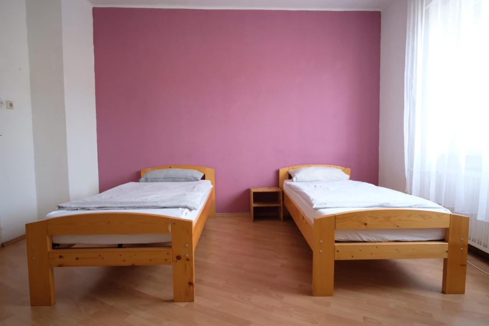 Ferienwohnung Bauknecht Pforzheim Bagian luar foto